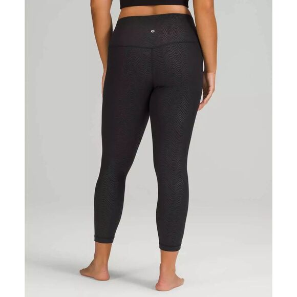 New NWT Lululemon Align Leggings 18 HR 28 Aqueous Emboss Black Women Yoga Stripe - Picture 1 of 6